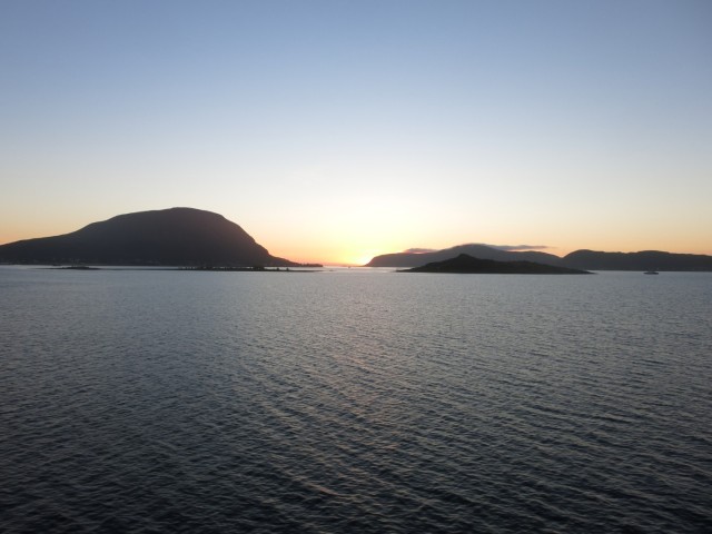 Hurtigruten_2015-06-27_23-20-1